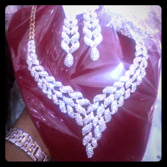 divineity Jewelry - Necklace and earrings divineity Jewelry - Necklace and earrings
